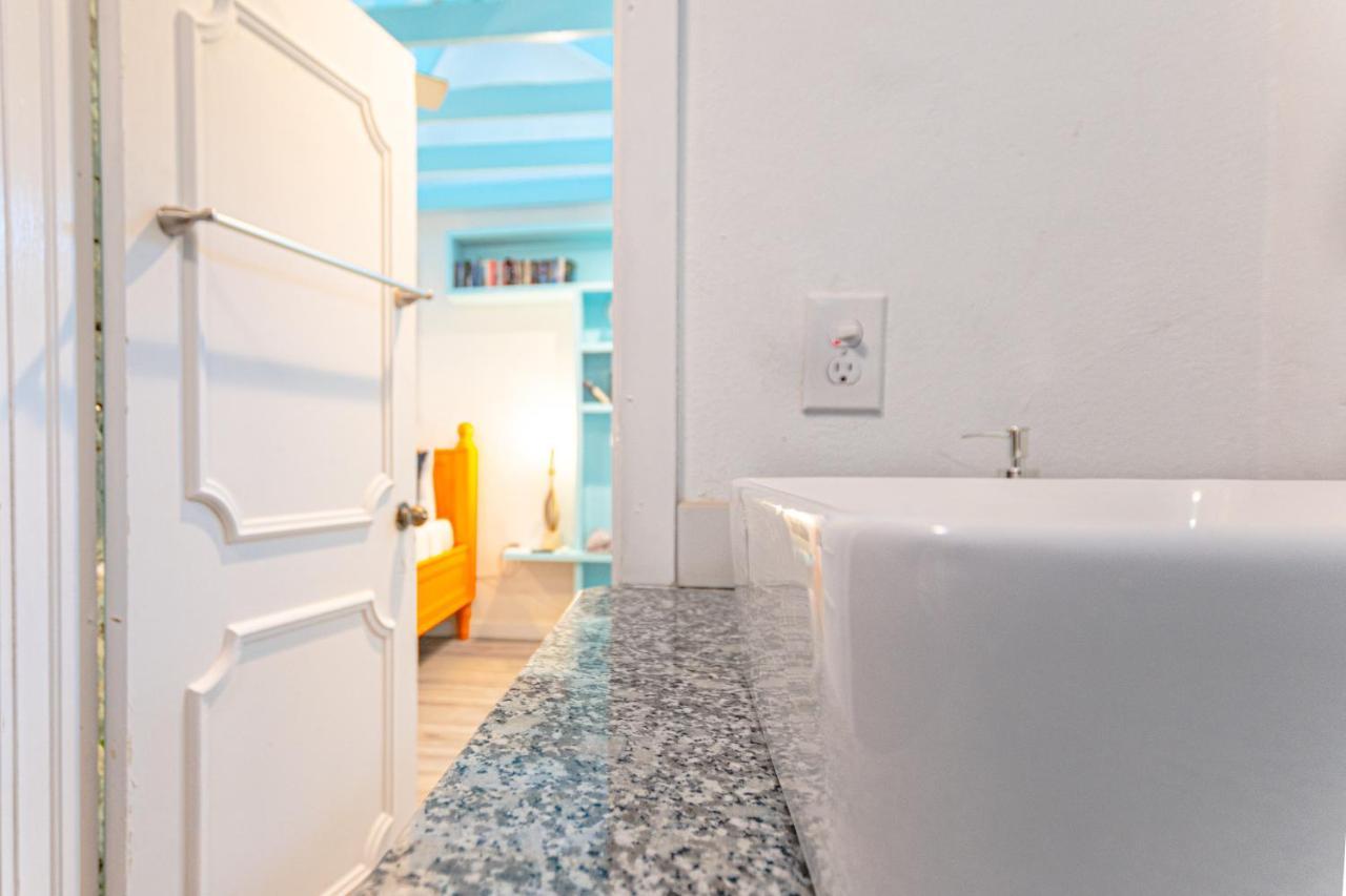 Studio Candy At Viking Hill - Love Beach Νασάου Εξωτερικό φωτογραφία
